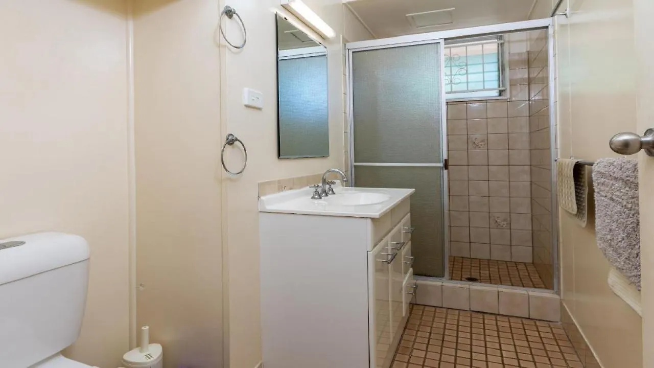 Villa Comfy Ground Floor Unit Opposite Waterfront! Welsby Pde, Bongaree Australia